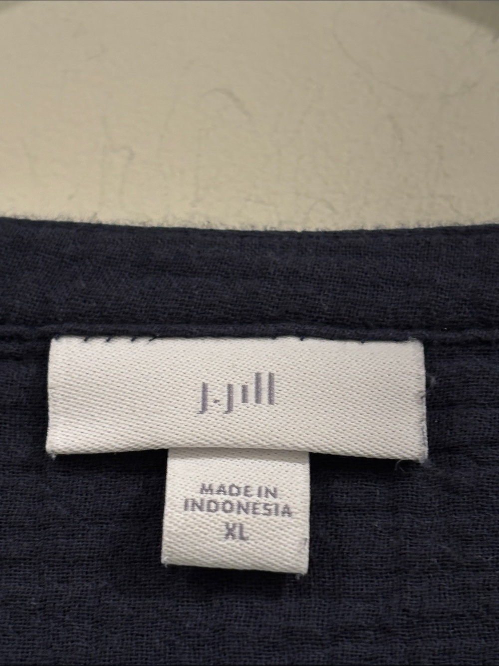 J. Jill Navy Cotton Gauze 2-Button Popover Henley Top with 3/4 Sleeves - Picture 2 of 8